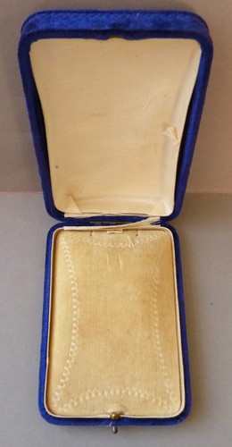 Ancien écrin boite - , velours
