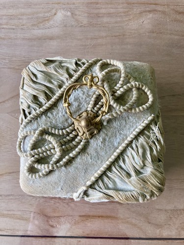 Jolie boîte bijoux - à,